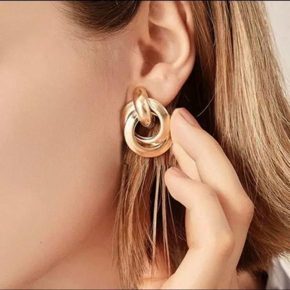 Knot Fun Earrings - 2 Colors Available